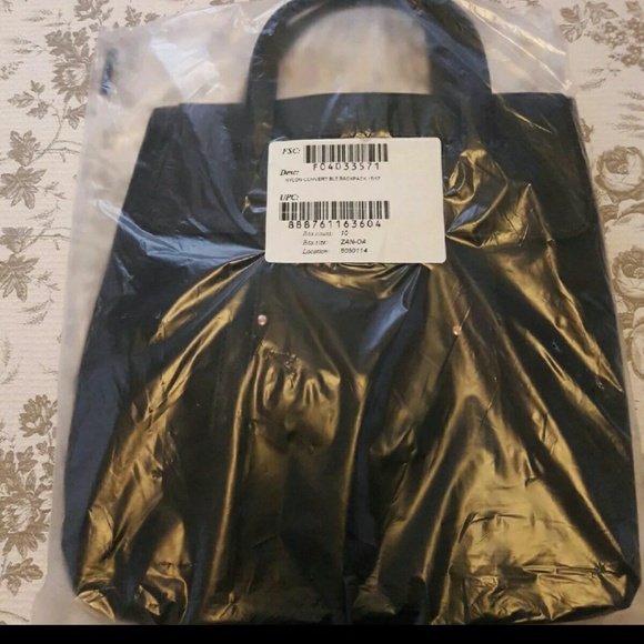 Mini backback - Picture 4 of 4